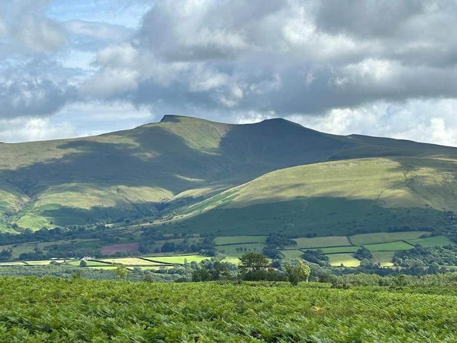 Syn Y Nant Llangorse Exterior foto